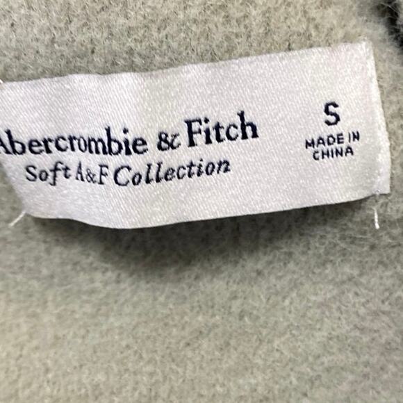 Abercrombie & Fitch Women's Green Long Sleeve Collared Polo Sweater Top Size S - Picture 3 of 4
